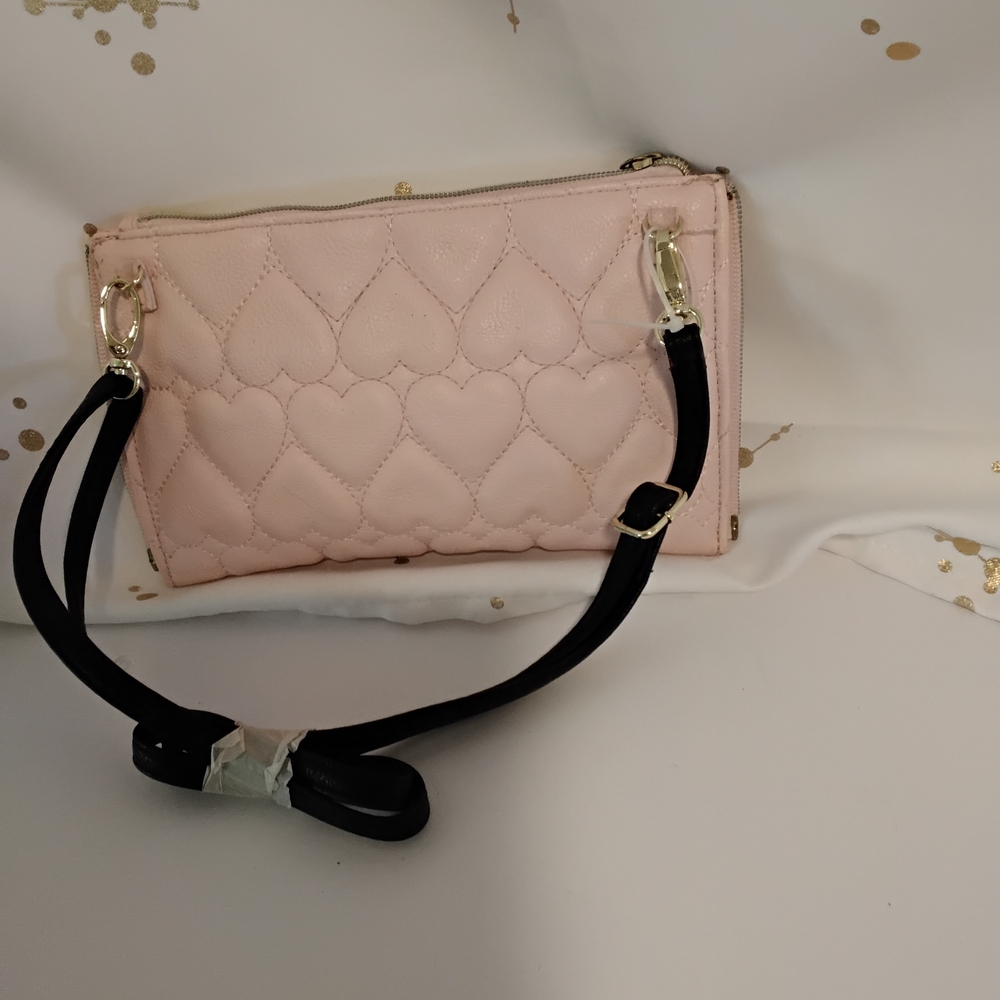 Betsey Johnson Light Pink Heart Crossbody Bag - Picture 4 of 5